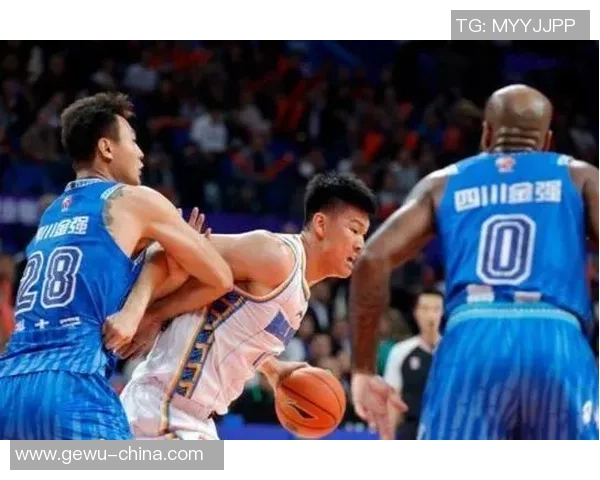 西安篮球队心理素质引发热议球迷对球队表现的看法与期待